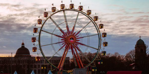 alexander-kovalev-DOhcuKAcB0g-unsplash